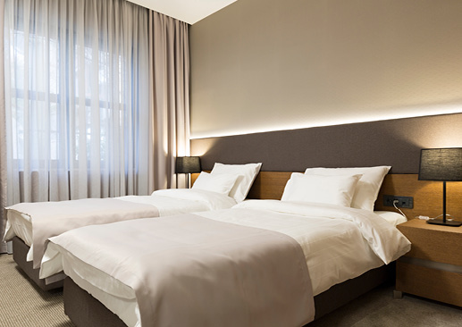 monitoring the indoor air quality of a hotel